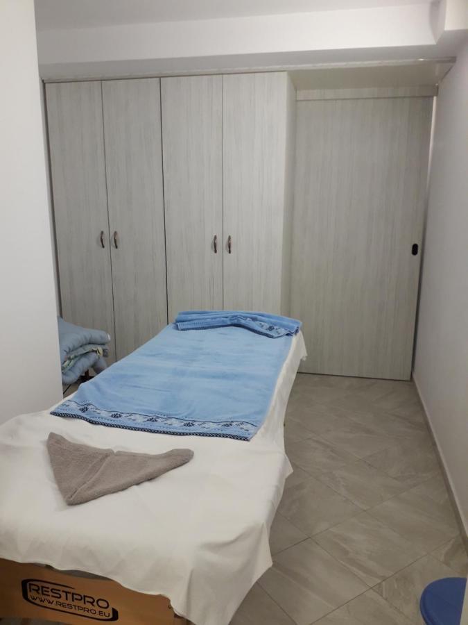Red House Hotel Kyustendil ภายนอก รูปภาพ